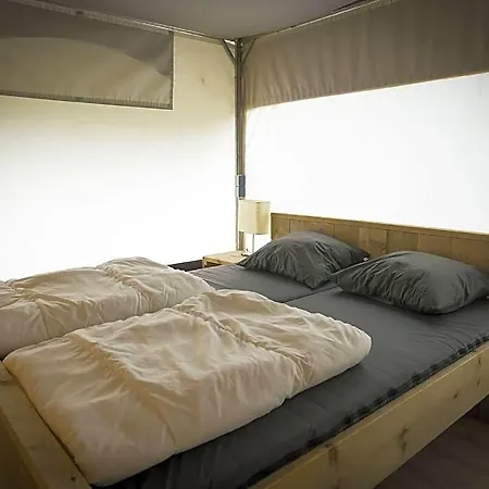 Luxusní stan Tent Near Loonse And Drunense Dunes 3*