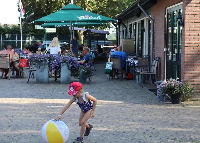 Luxe tent Tent Near Loonse And Drunense Dunes Udenhout